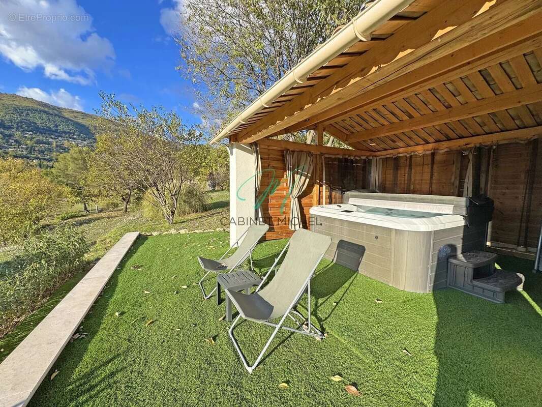 Maison à GRASSE