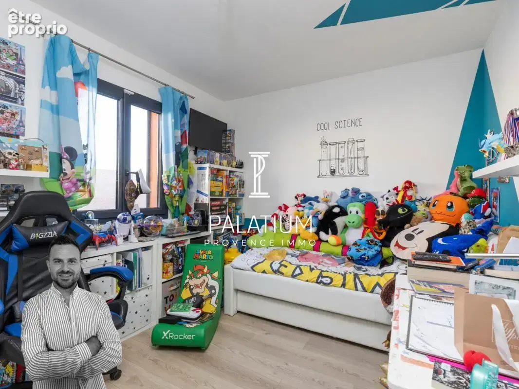Villa plein pied 149m² - 4 chambres - Piscine - Terrain de 614m² - photo 8