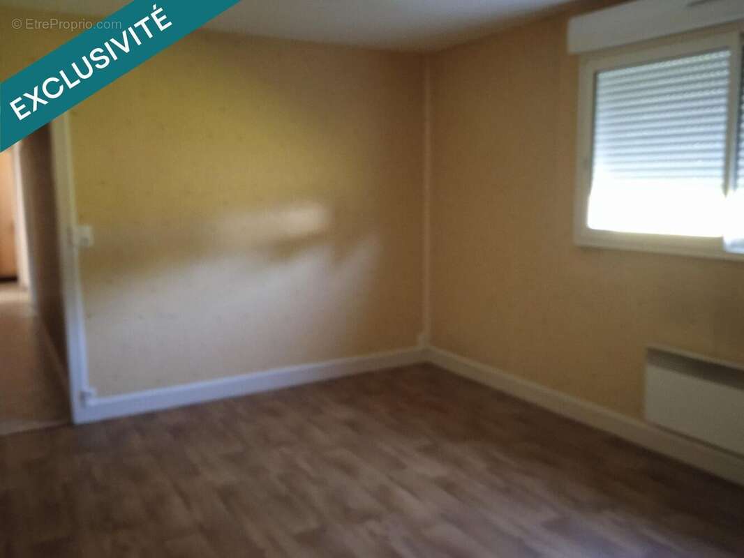 Maison 71 m² à Mortain  - photo 5