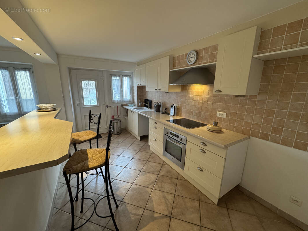 Maison à VILLEFRANCHE-D'ALBIGEOIS