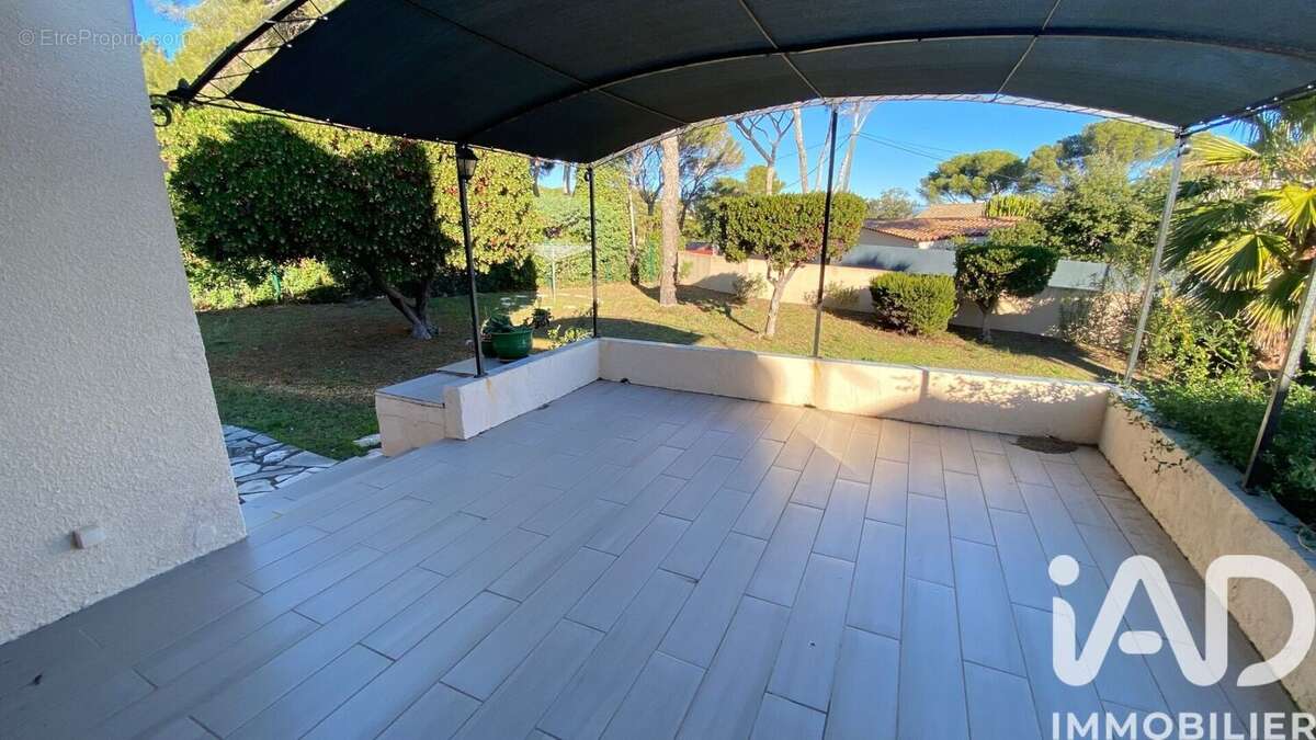Photo 6 - Maison à LES ISSAMBRES