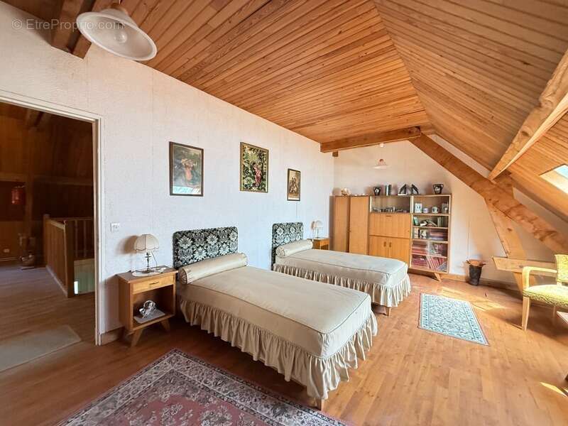 Maison à CHATELLERAULT