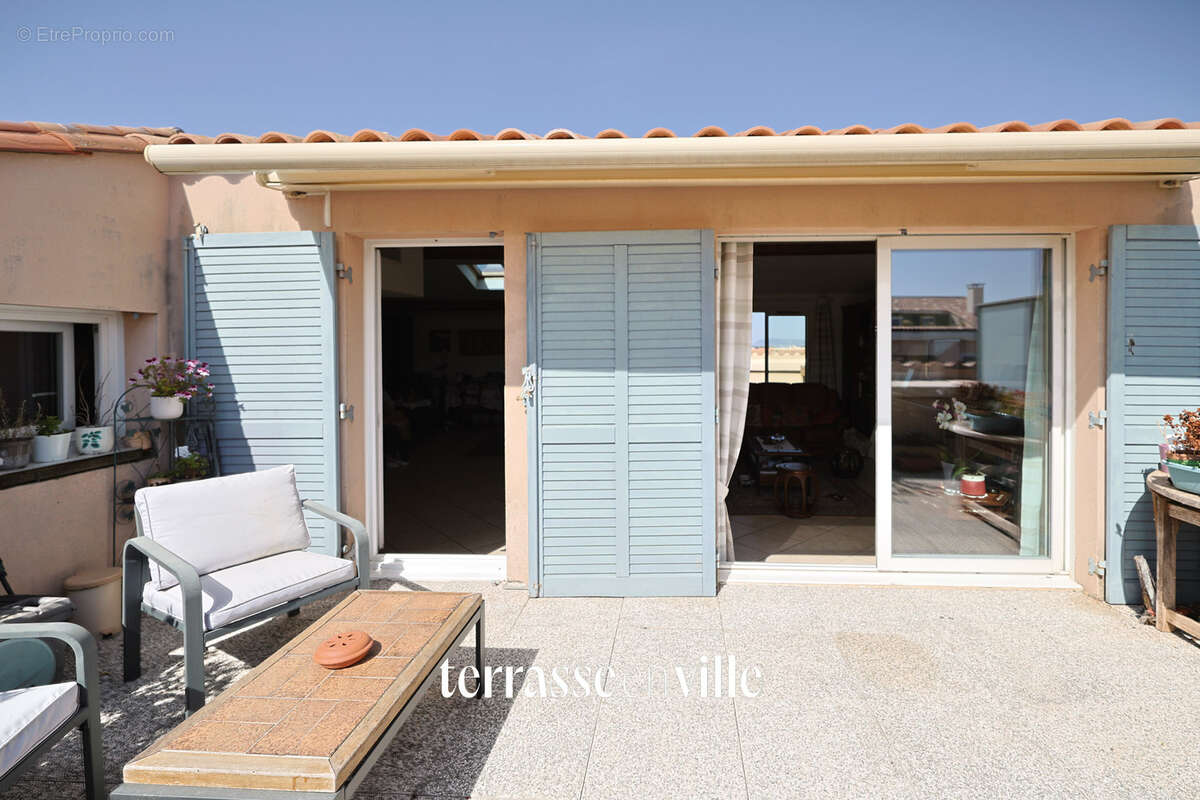 Appartement à SIX-FOURS-LES-PLAGES