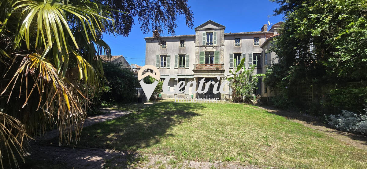 Maison à BRESSUIRE