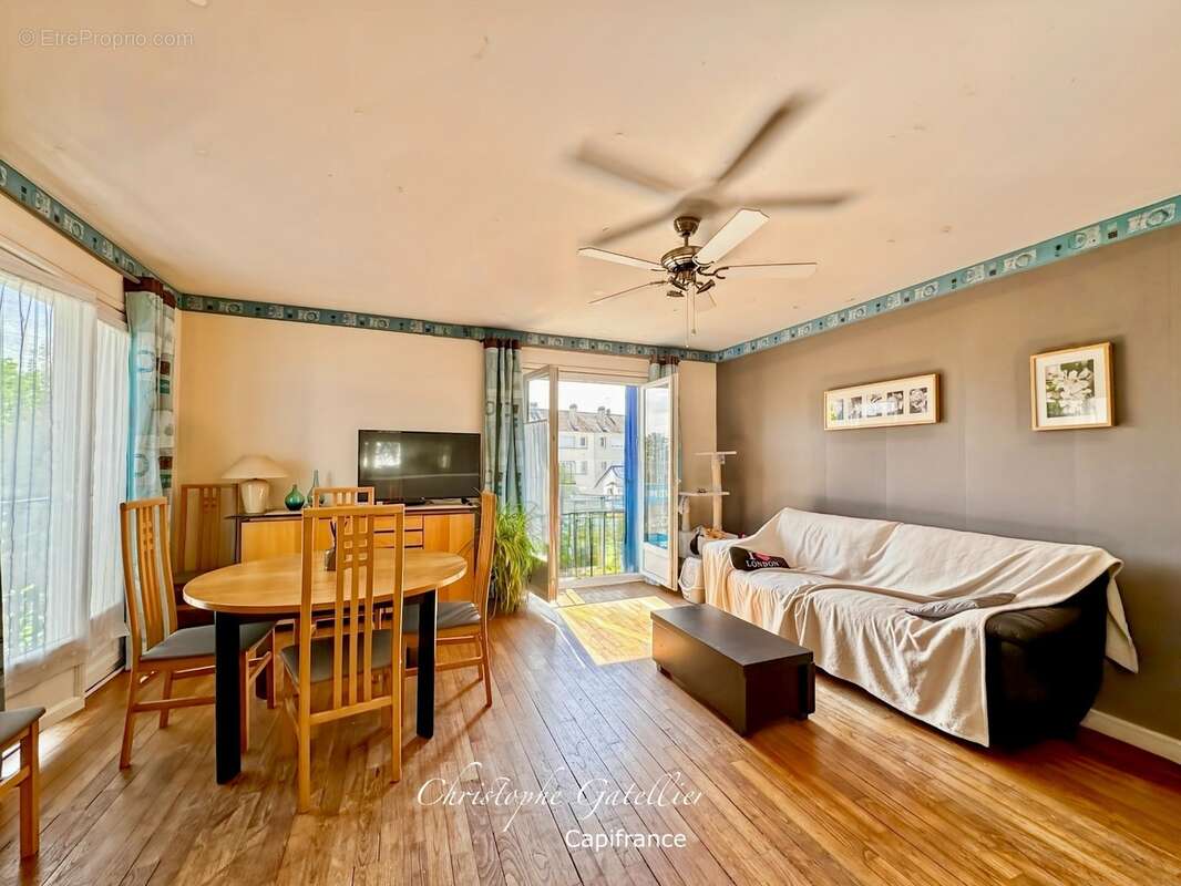Villepreux – Quartier de la Haie Bergerie – Maison familiale de 85 m² avec jardin, garage et pompe à chaleur - photo 2