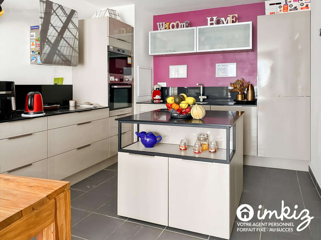 Appartement à PARIS-19E