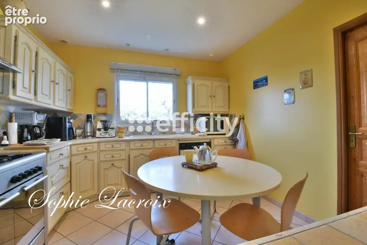 Maison 6 pièces 156 m² à vendre à Anneyron (26140) - photo 8