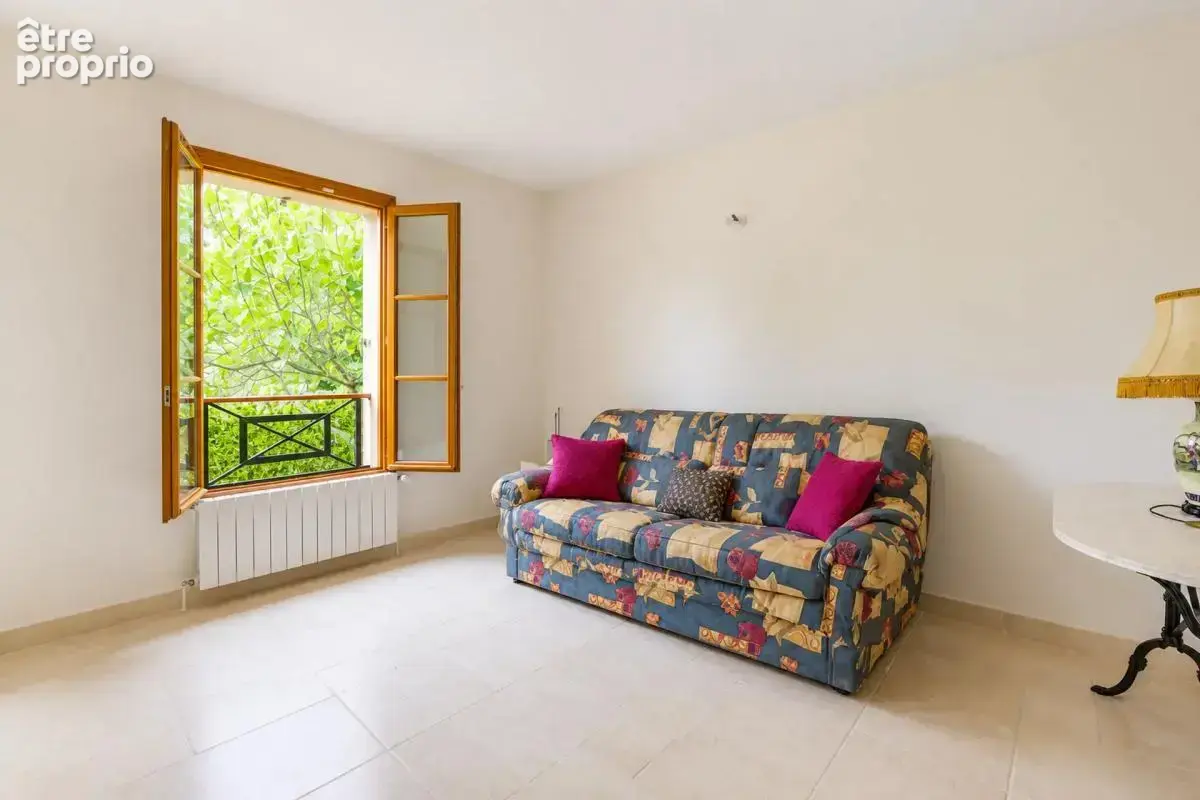Maison de 8 pièces de 214 m² à Presles - photo 10