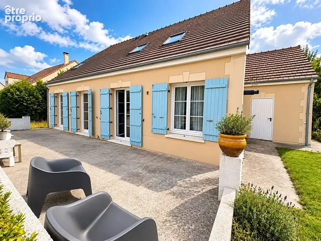 Maison à MERU