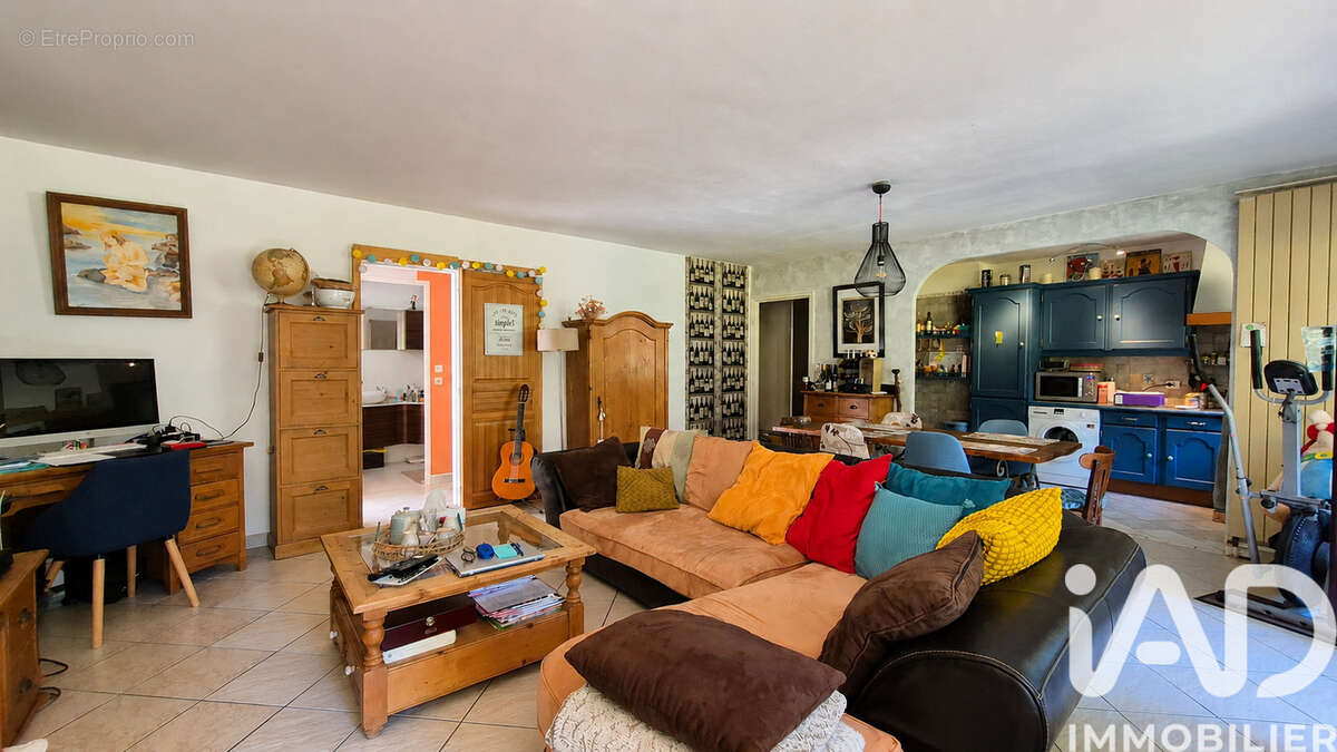 Photo 2 - Appartement à VIRY-CHATILLON