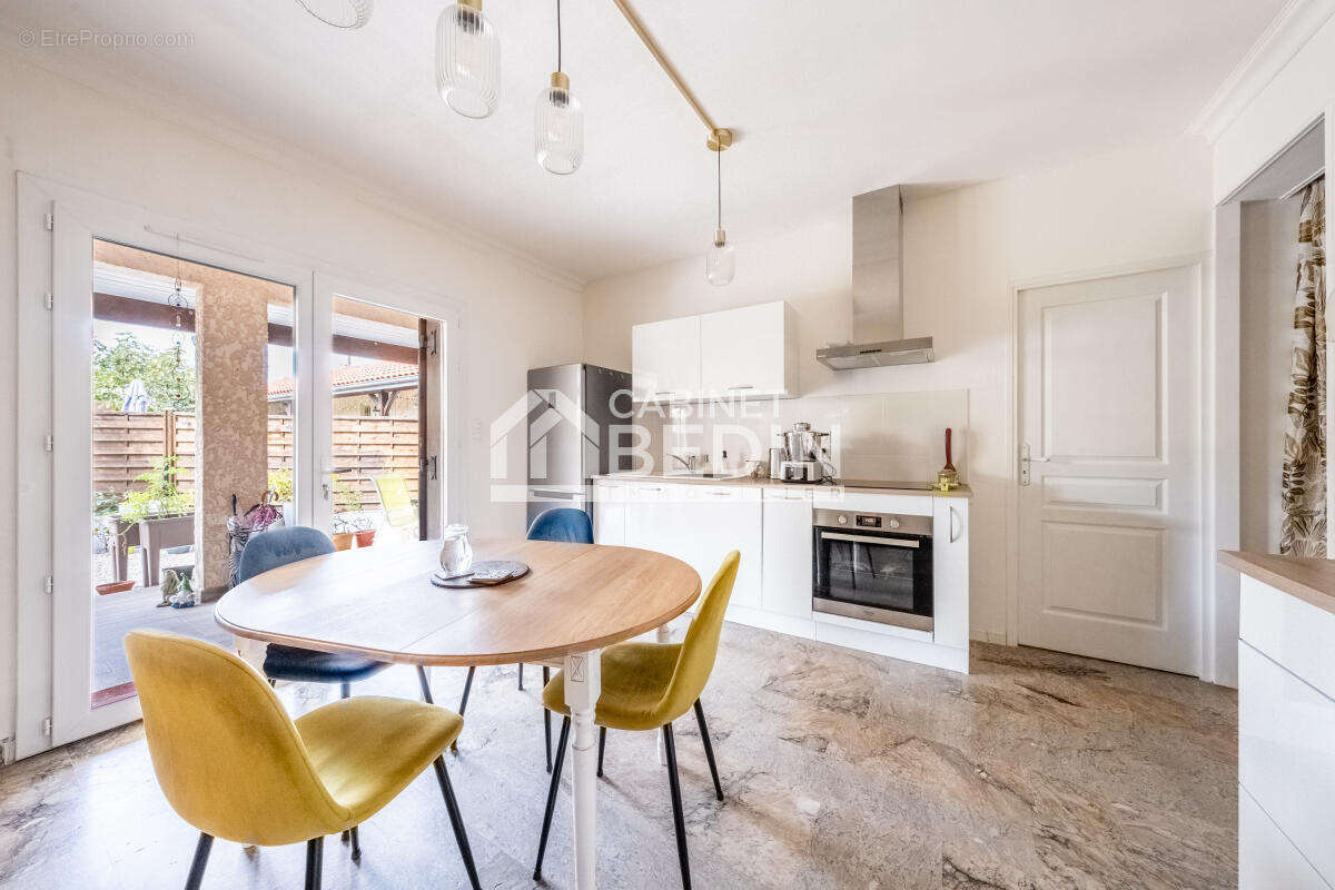 Appartement à BLANQUEFORT