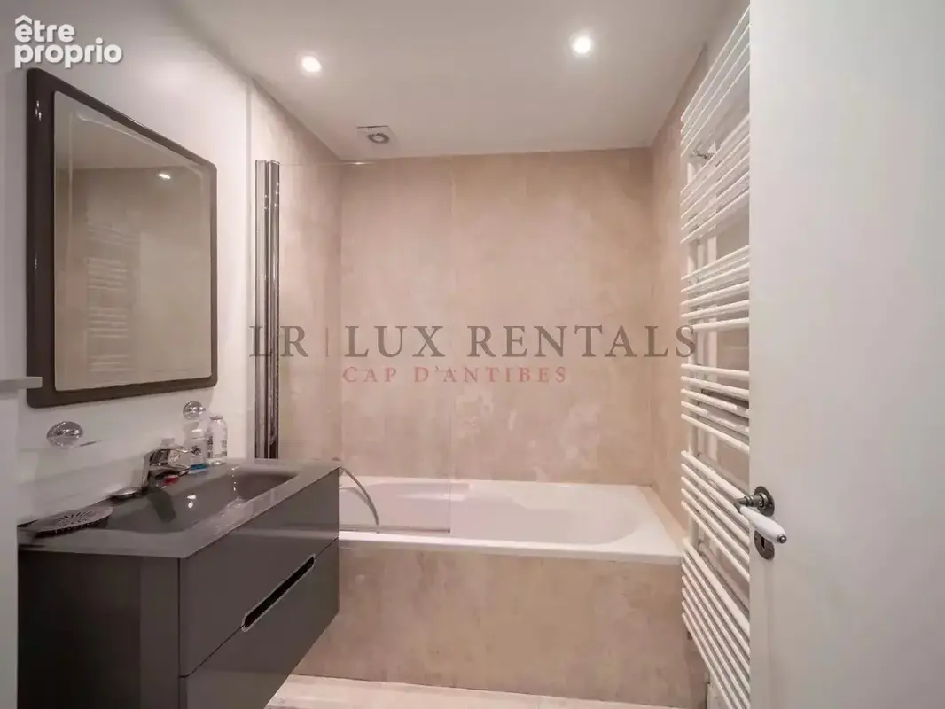 Charmante villa avec jardin et piscine dans domaine privé - photo 12