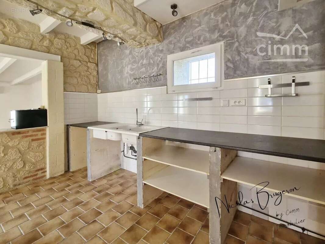En exclusivité – deux maisons, revenu locatif immédiat et 1 505 m² de terrain - photo 14