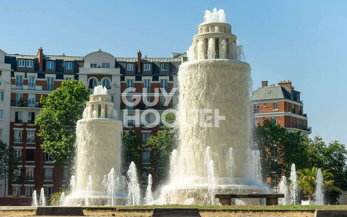 Appartement à PARIS-16E