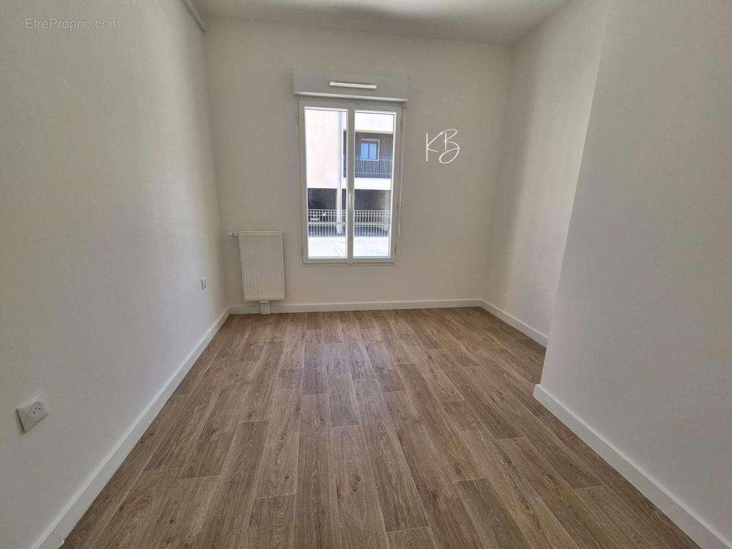 Appartement à EPERNON