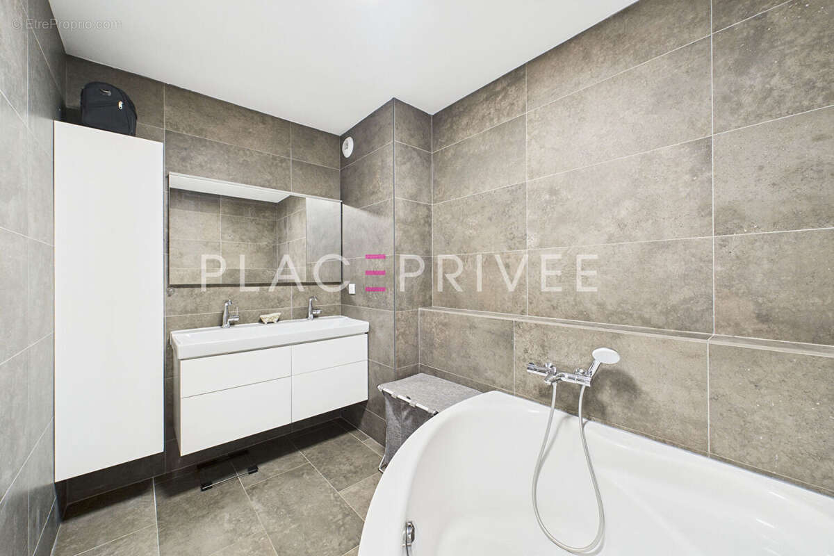 Appartement avec ascenseur et Stationnement - photo 9