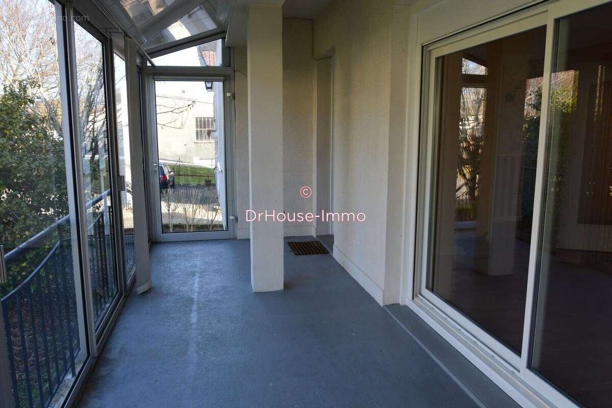 Maison à SEREILHAC
