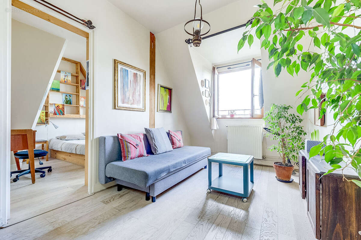 Appartement à PARIS-20E