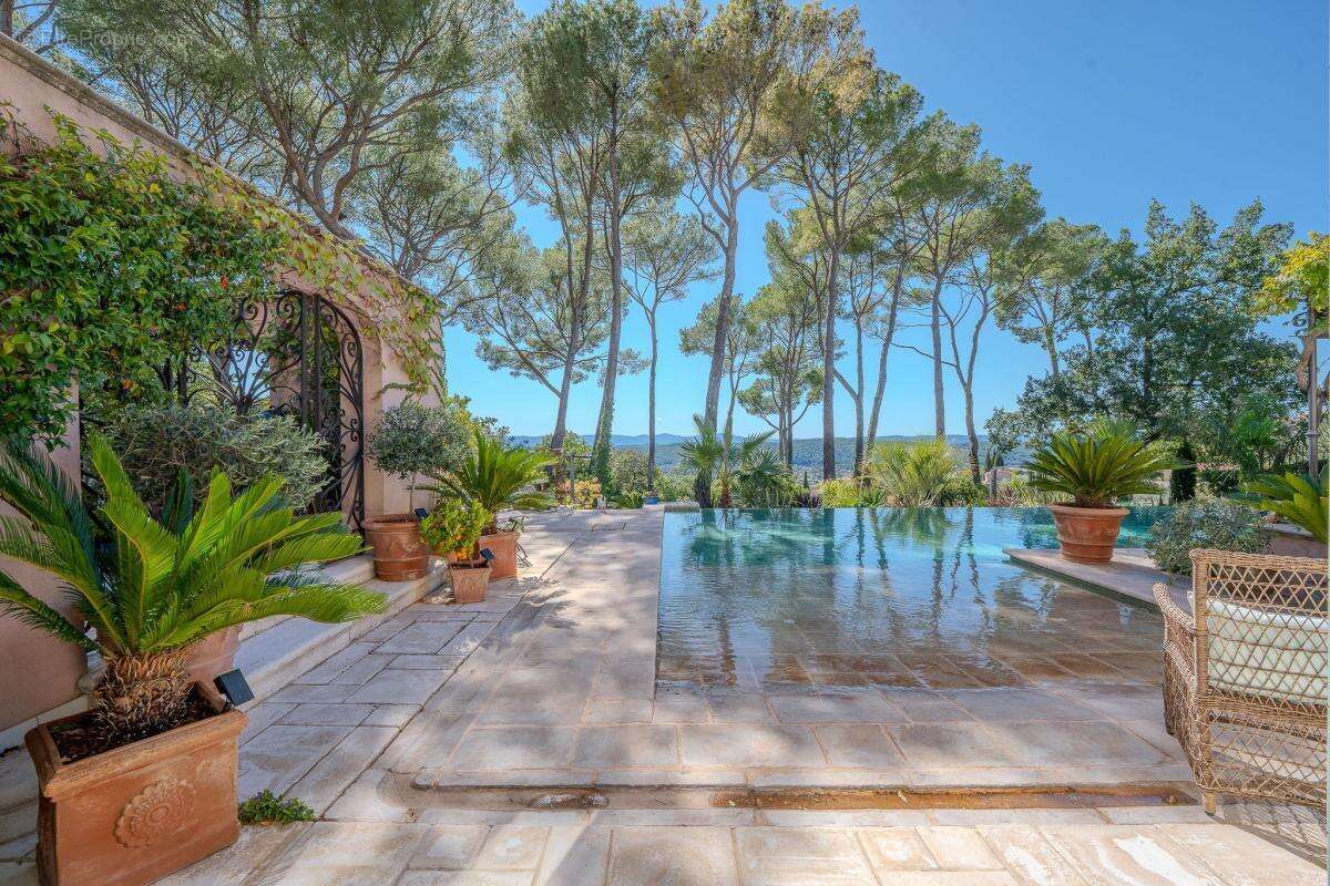 Maison à DRAGUIGNAN