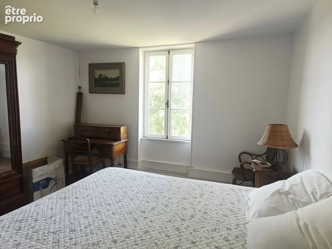 Maison familiale de caractère avec piscine et de nombreuses dépendances - photo 18