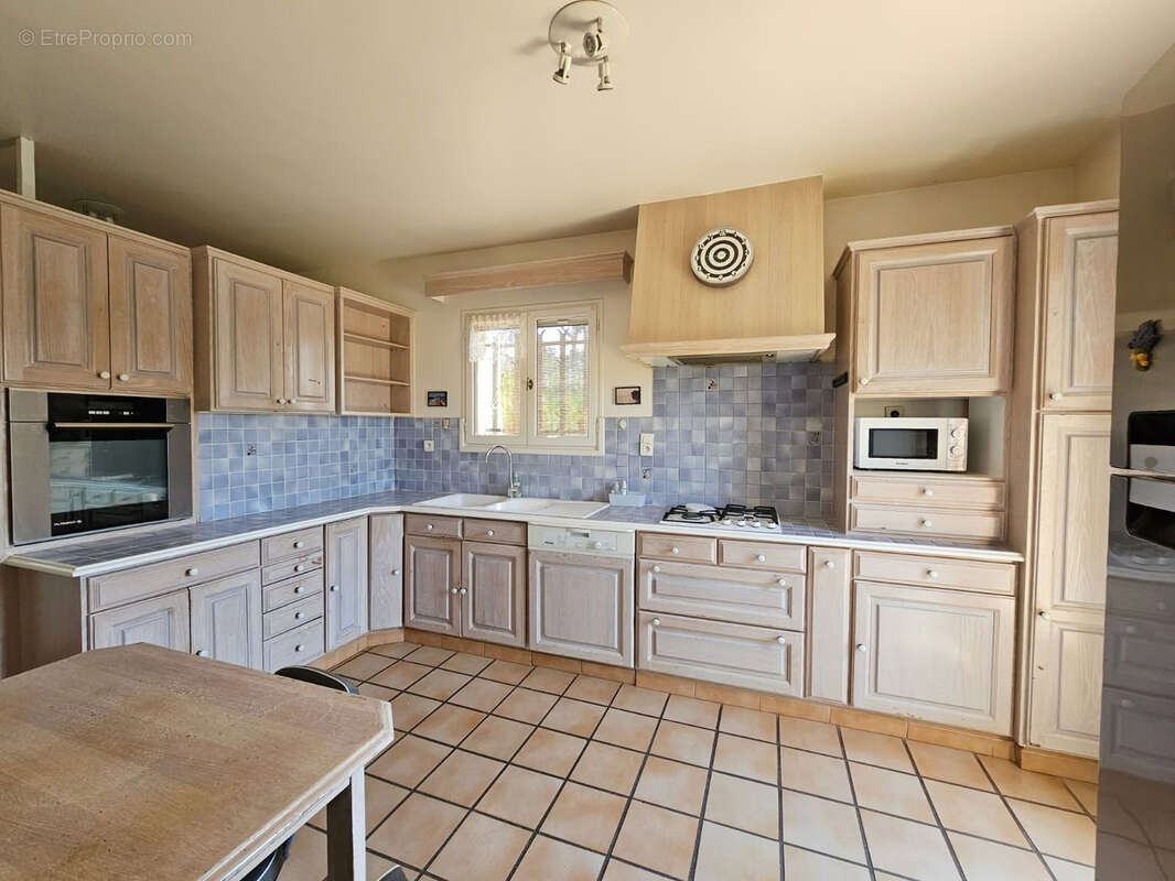 Maison à CARQUEIRANNE