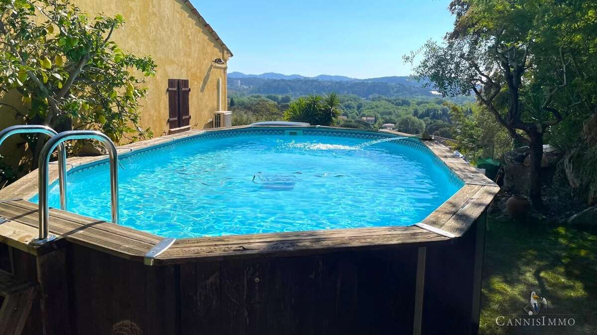 Maison à MANDELIEU-LA-NAPOULE