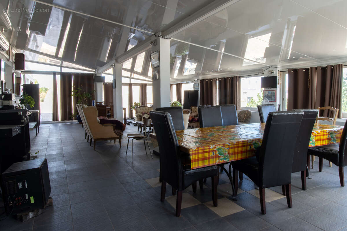 Vend local d'activite 750m2, bureau, appartement T5 145 m2 Beziers - photo 10