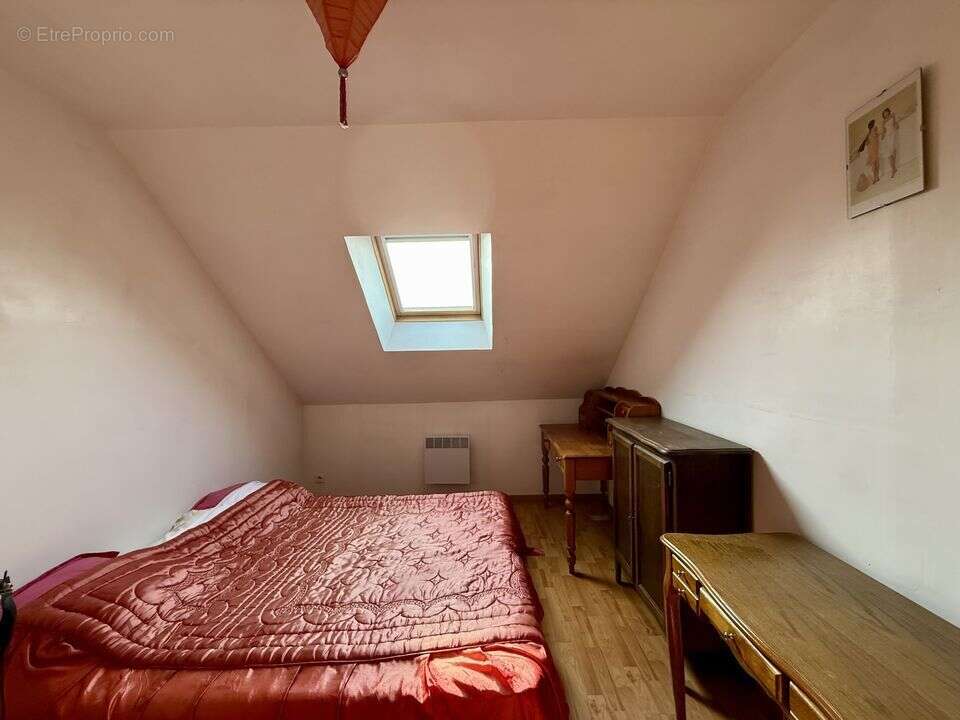 Belle demeure bourgeoise à Vendre au coeur de Donnemarie - photo 11
