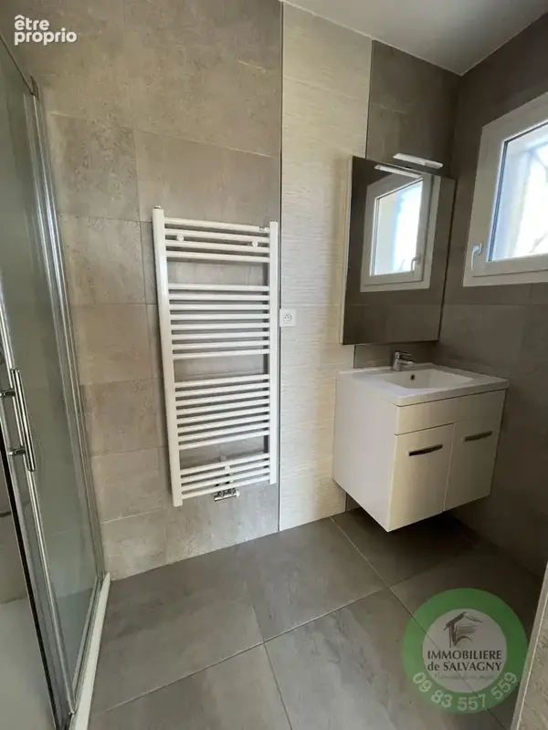 A vendre maison récente avec terrain de 866 m2 à La Tour de Salvagny - photo 14