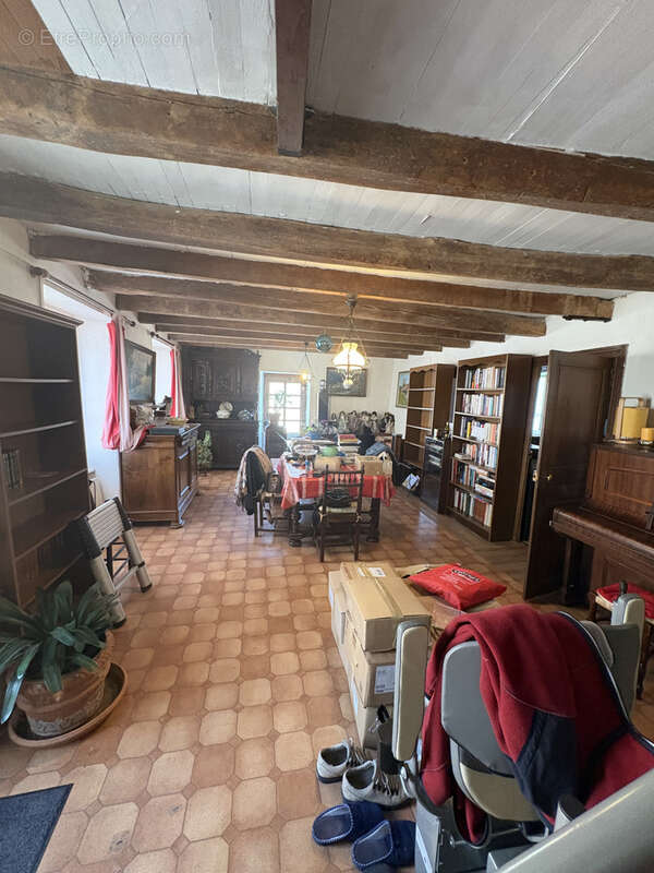 Maison à ISSERTEAUX
