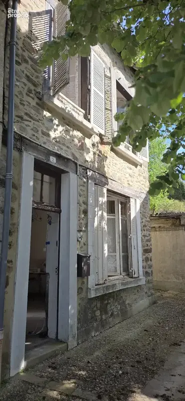 Maison à LUBERSAC