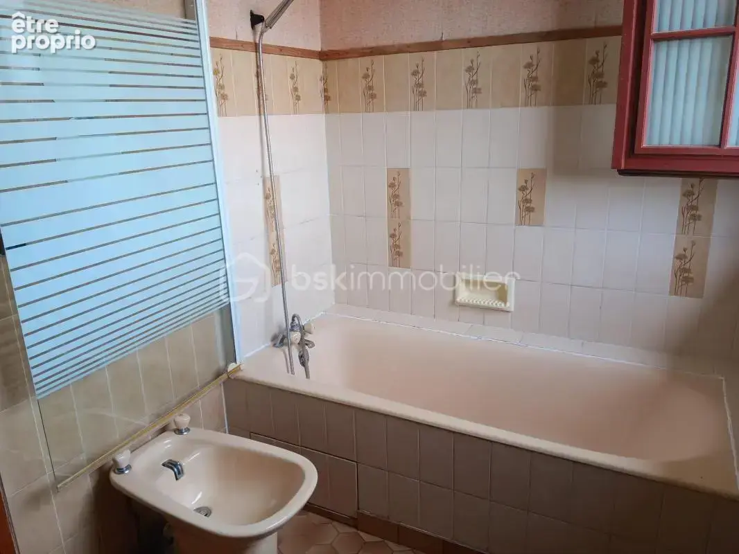 Maison coup de cœur avec vue dégagée à Civray - photo 10