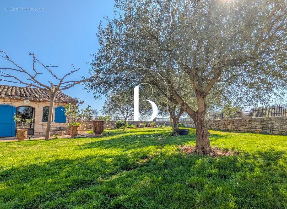 Maison à ORGNAC-L'AVEN