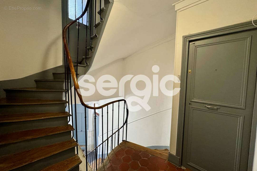 Studio 10.49m2 Paris 15ème - photo 8