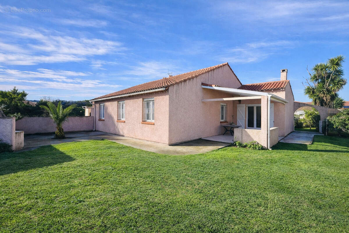 Maison à SAINT-CYPRIEN