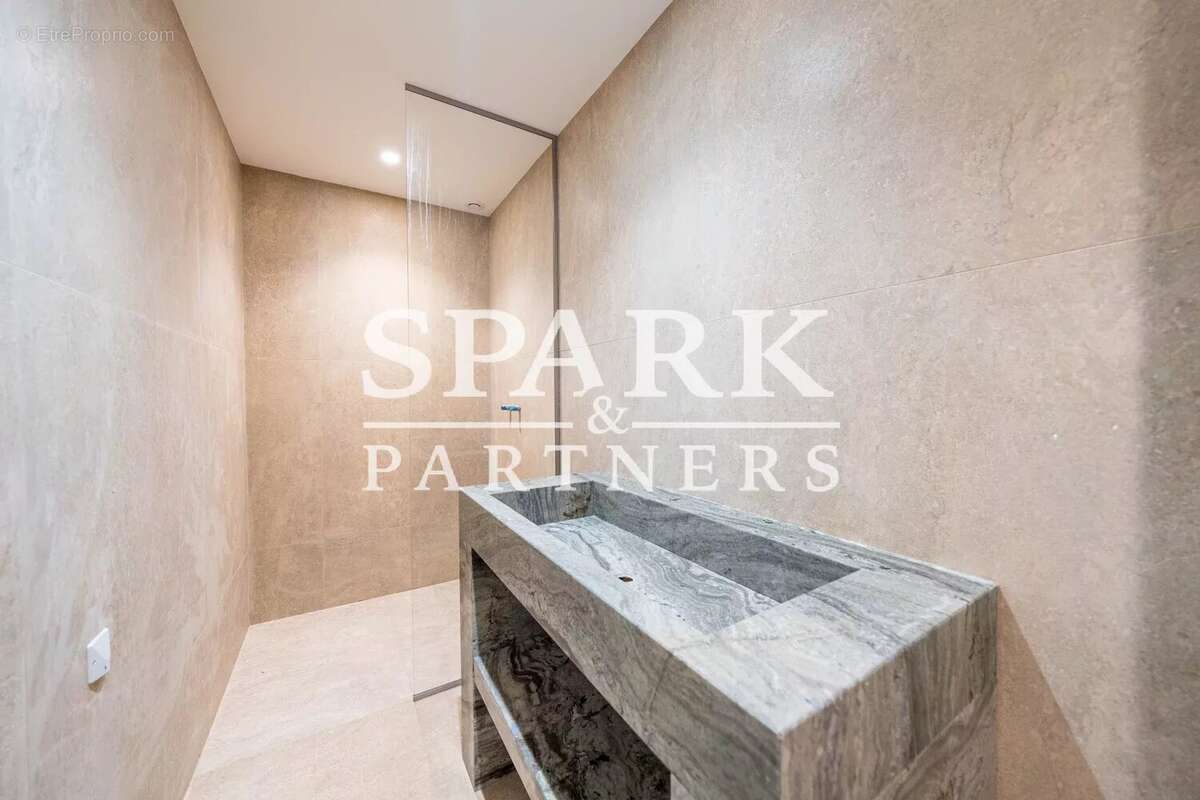 Maison à ROQUEBRUNE-CAP-MARTIN