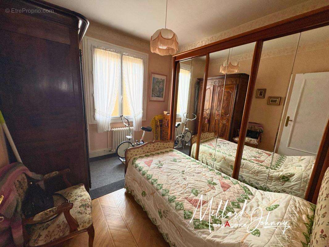 Appartement à MONTCEAU-LES-MINES