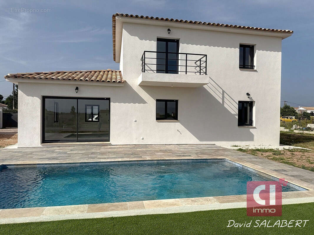 Villa contemporaine neuve avec vue dégagée  avec piscine. Exposition plein sud. VIDAUBAN - photo 12