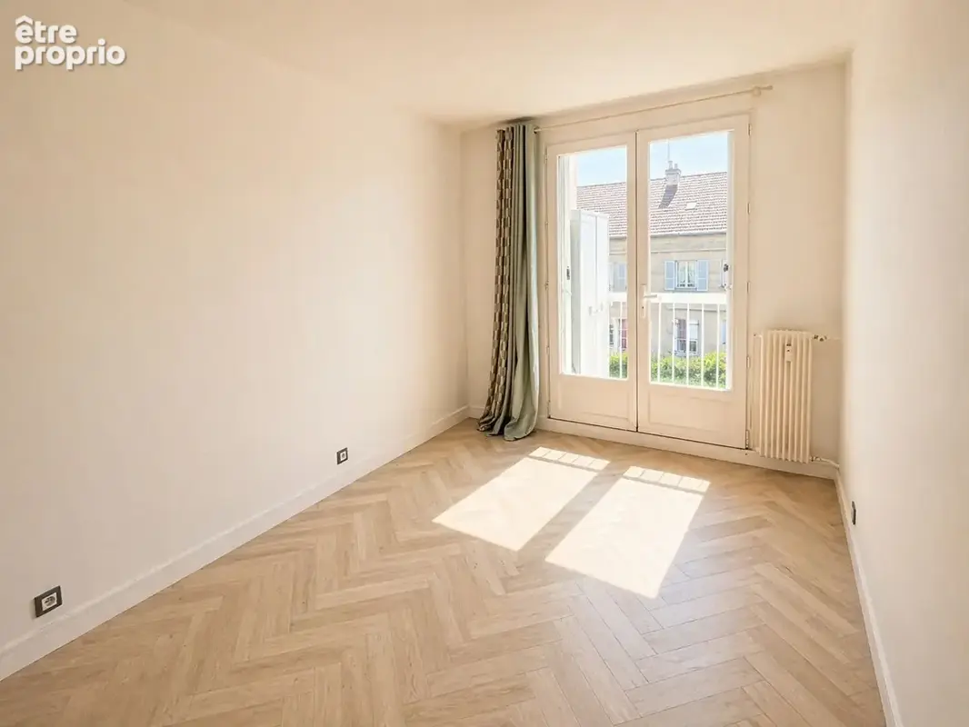 T3 avec DOUBLE BALCON, parking couvert et cave ! - photo 5