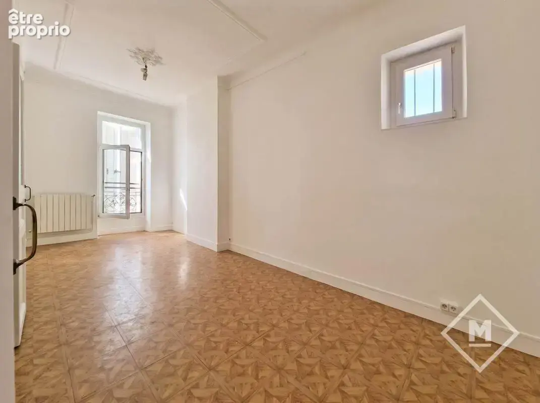 Appartement T2 Lumineux à Vendre - Proche Eugène Pierre Marseille 13005 - photo 8