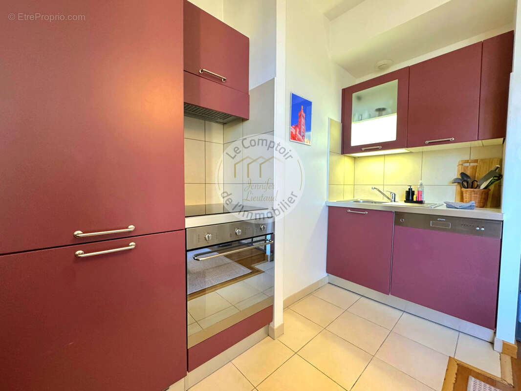 Appartement à MARSEILLE-2E