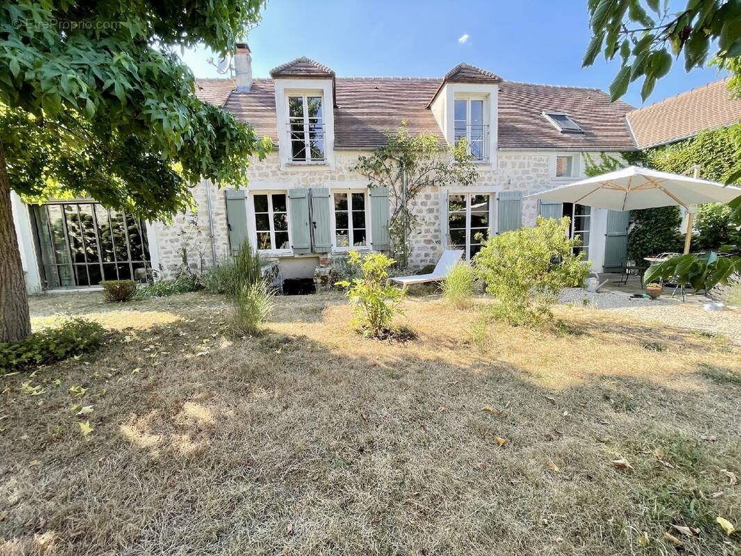 Maison à MILLY-LA-FORET
