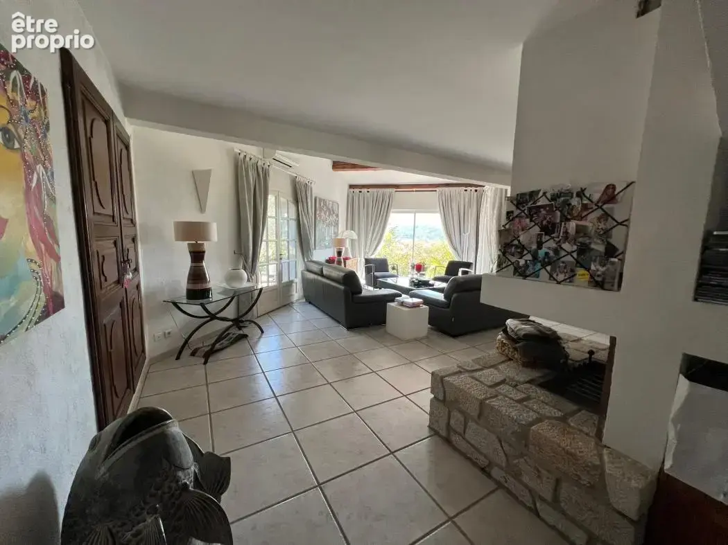 Maison 159 m² à Saint-Martin-De-Valgalgues  - photo 2