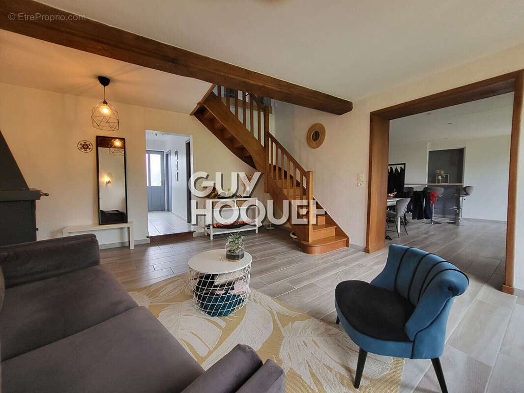 Maison à PARAY-LE-MONIAL