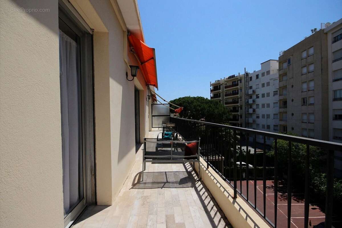 Terrasse - Appartement à ANTIBES