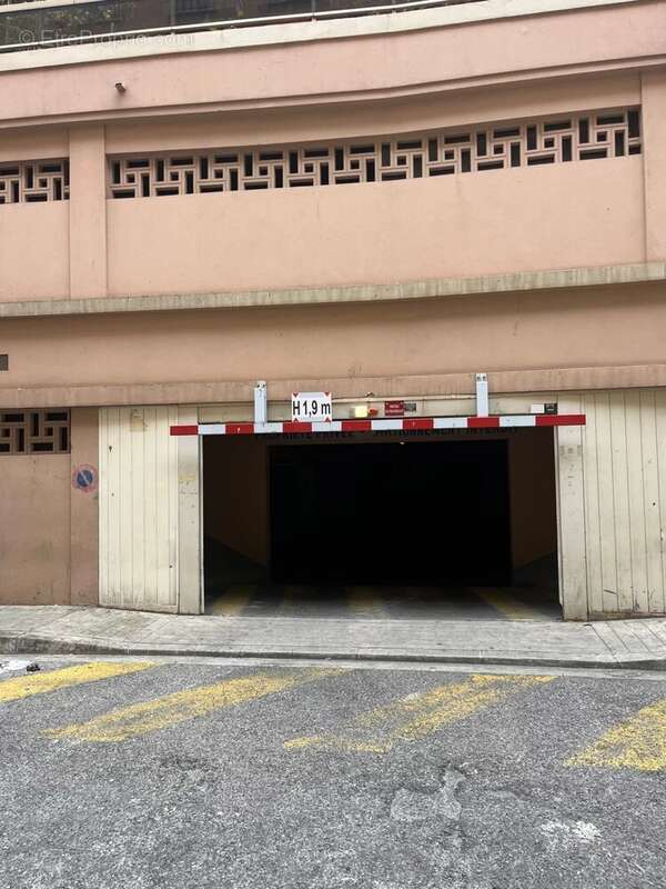 Parking à NICE