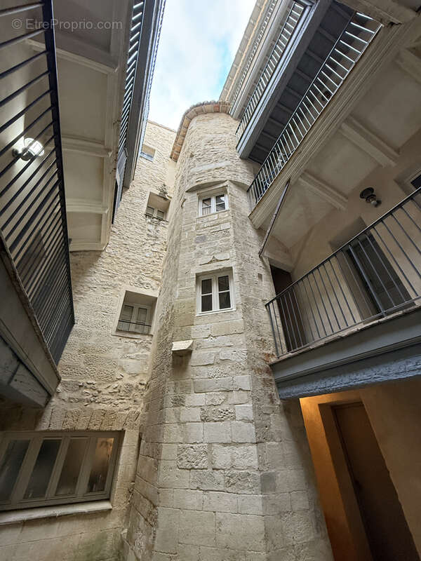 Appartement à NIMES