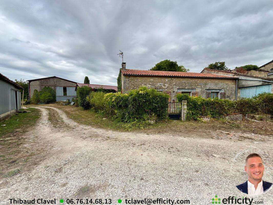 Appartement à CHAMPNIERS