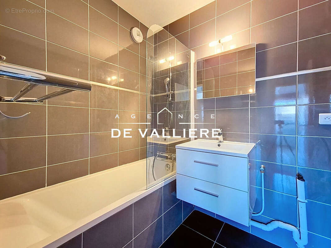 Appartement à NANTERRE