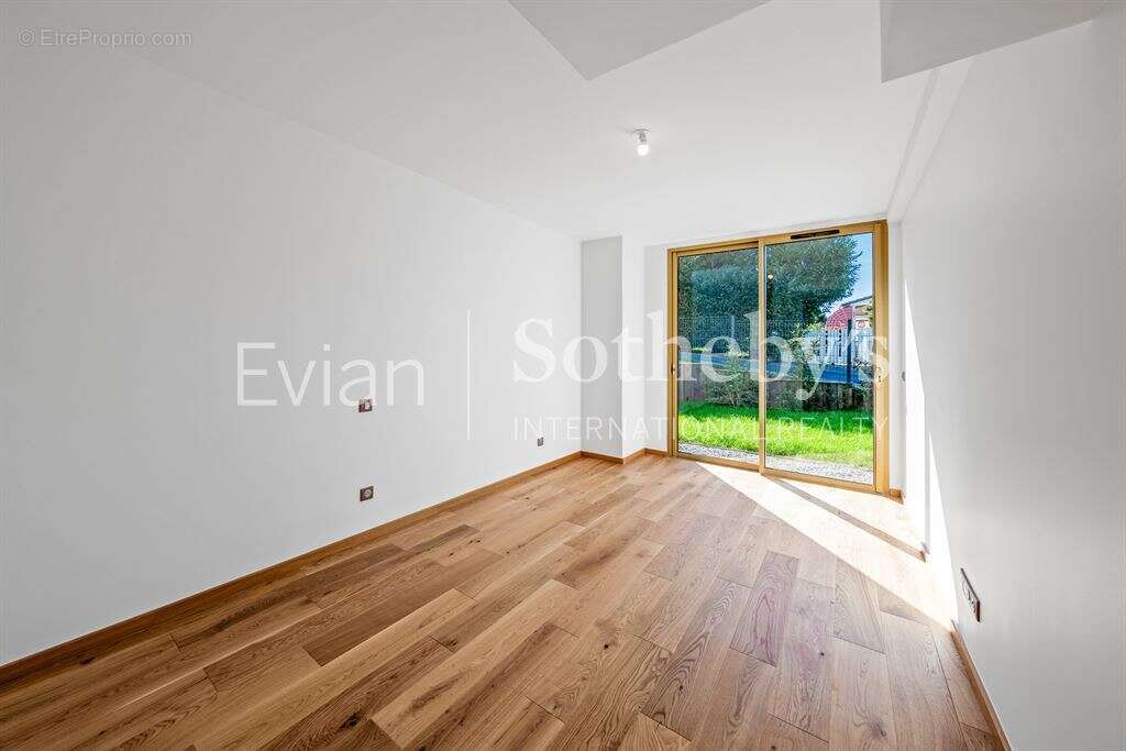 Appartement à EVIAN-LES-BAINS